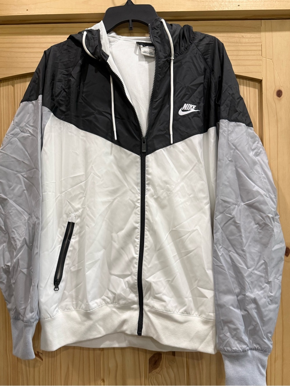 Nike Black and White Lightweight Hooded Windbreaker
